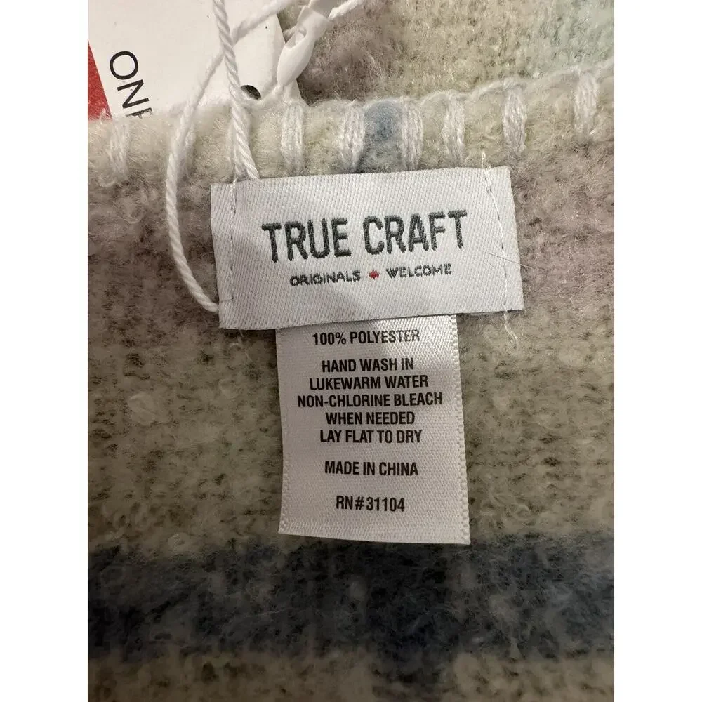 True Craft Tanzanite Combo Comfort Shawl With Pockets NWT For Indoor Or Outdoor - Picture 6 of 8